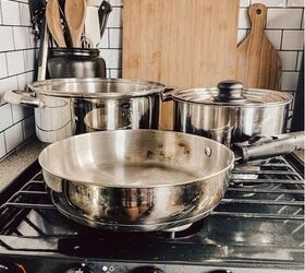 This stackable pots and pans set fits perfectly into every kitchen