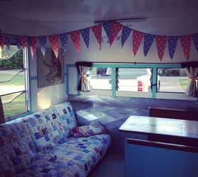 vintage 1960s camper redo, Bed and dining area