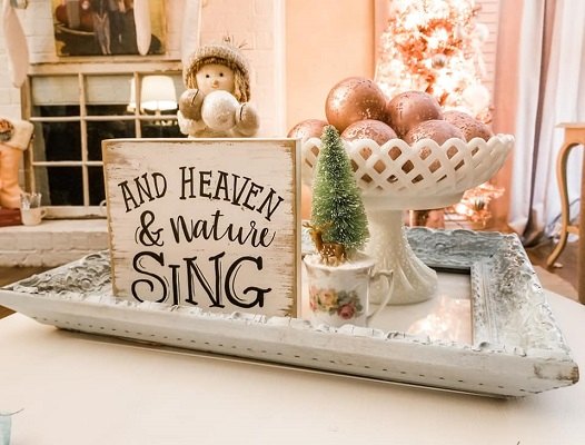 christmas decorations on a budget
