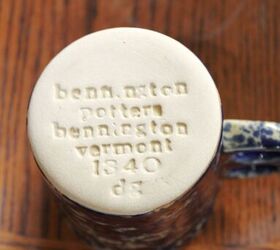 top 5 items to look for when thrifting, Bennington Vermont pottery stamp