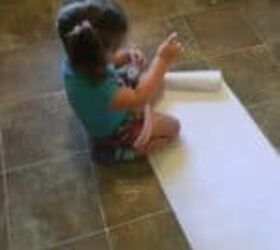 7 easy budget friendly activities for preschoolers, Taping down the paper