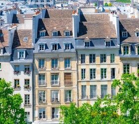 This gorgeous tiny Paris apartment dates back to 1722