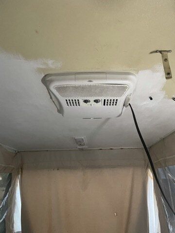 how to pop up camper diy remodel on a budget, What a difference a clean white ceiling makes