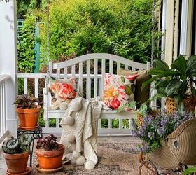 5 simple tips to thrift like a boss for the garden, Front porch decor for summer with vintage baby carriage filled with scaevola flowers