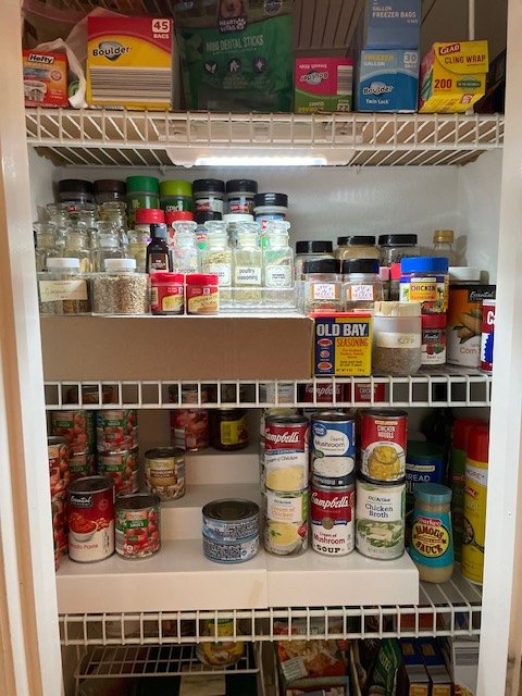 how to declutter a small pantry
