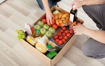 The Pros and Cons of Buying Groceries Online and Tips to Save Money