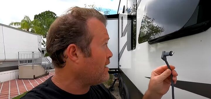 How to Install Starlink Internet for RVs in a Few Simple Steps | Simplify