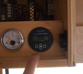 how to do a diy electric bus conversion take a skoolie off grid, Battery monitor