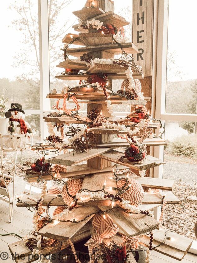 19 sustainable christmas craft ideas trends, Reclaimed Shiplap Wood Tree decorated for Christmas