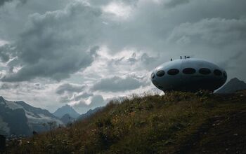 This UFO-Inspired Futuro House is an Homage to the 1970s