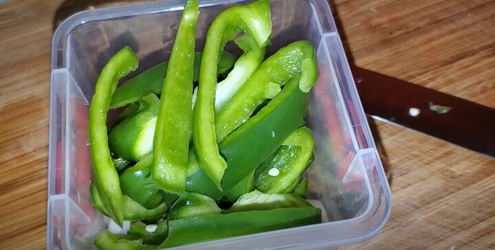 3 super easy convenient dump and go crock pot meals, Chopped up green peppers