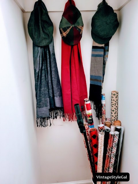 organizing tips for closet, how to store hats and scarves