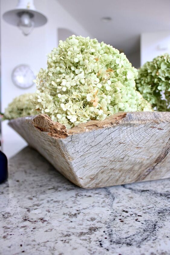 3 easy ways to transition your home decor from summer to fall, Dried hydrangeas in decor Learn my secret tip to drying hydrangeas perfectly