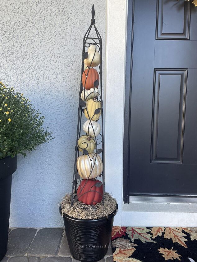 budget decorating ideas for an amazing fall porch, A pumpkin obelisk