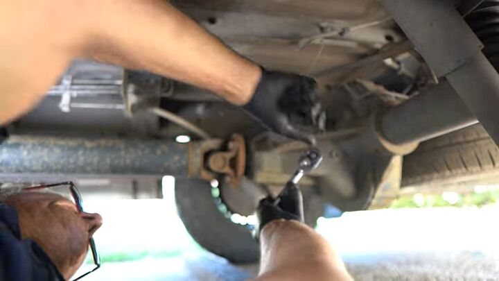 diy van servicing how to service your own van save money, Checking the diff oil