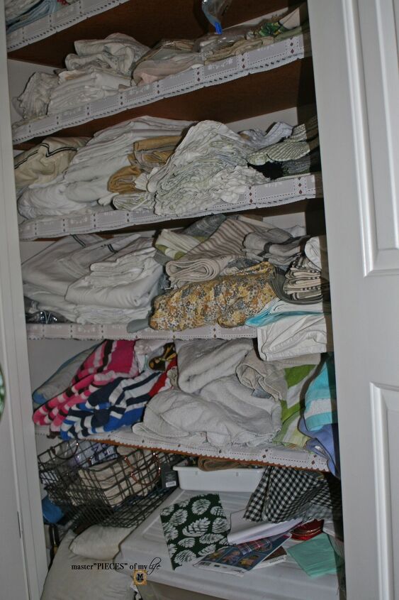 linen closet organization, linen organization