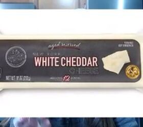 13 aldi fan favorites for 2022 that you need to try, Best for Boards Emporium Selection aged reserve white cheddar