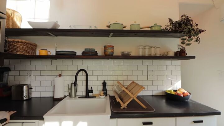 Tiny House Tour: Living in a Tiny Home in My Parents' Backyard | Simplify