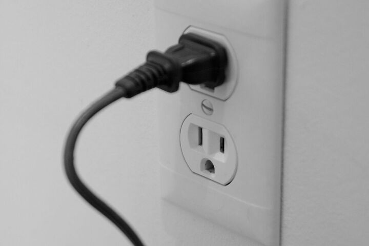 5 realistic frugal diy projects you can do around your home, Changing the outlets in your home