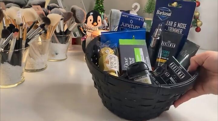 6 budget gift basket ideas for the festive season, Male self care inspired DIY gift basket