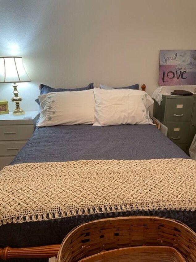 budget friendly bedding ideas for your home, Blue bedspread shams with crocheted blanket