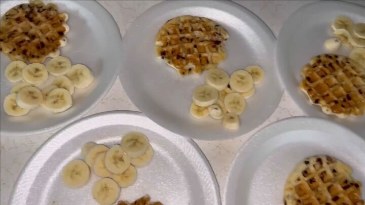 emergency budget 5 meals to feed a family of 5 for a day, Breakfast waffles with banana
