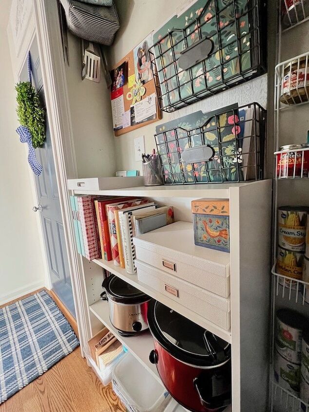 20 tips for organizing your pantry, Command Center in Pantry