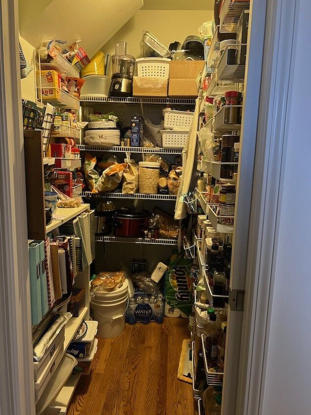 20 tips for organizing your pantry, Pantry Before Shot