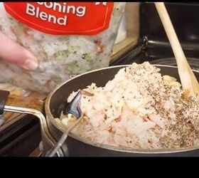 3 quick easy canned chicken recipes using dollar tree ingredients, Seasoning the canned chicken salad with salt