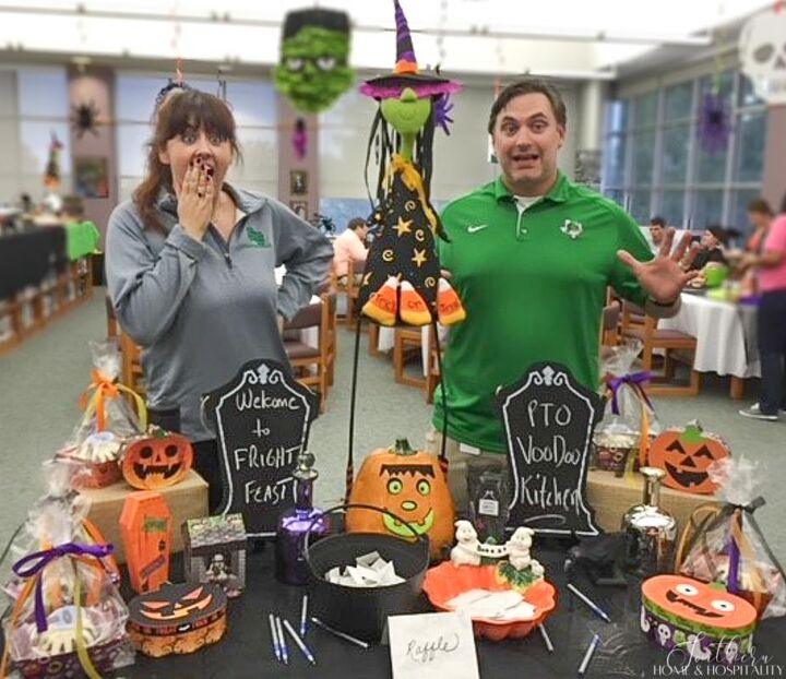 throw an easy halloween party on a scary small budget