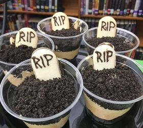 throw an easy halloween party on a scary small budget, Graveyard pudding cookie cups