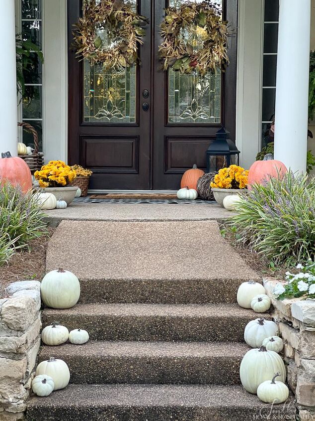 easy fall front porch ideas that won t break the bank, White pumpkins on porch steps