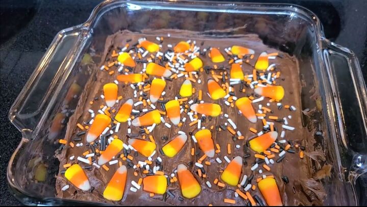 2 easy dollar tree halloween treats you can make quickly at home, Candy corn decorated brownies for Halloween