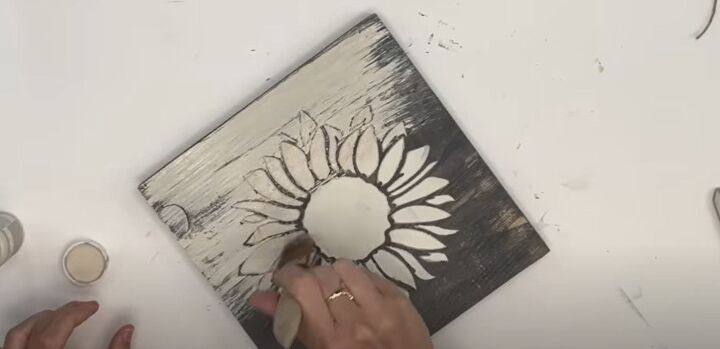 4 creative ways to use dollar tree caulk to make decor, Painting the sunflower