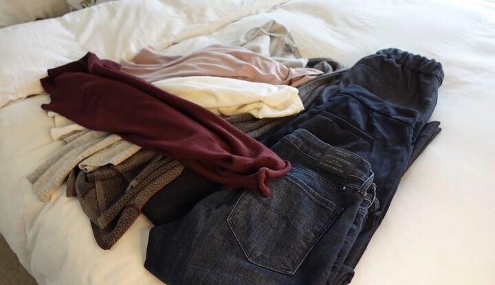 my minimalist packing list for traveling europe in winter, Laying out outfits