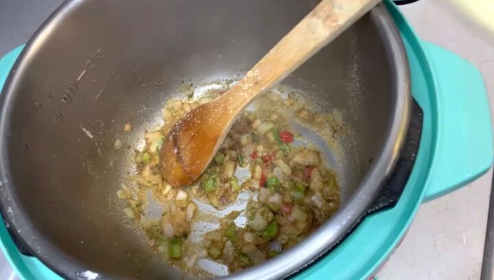 5-Dollar Meal Plan: How to Feed Your Family 3 Meals on a Tight Budget