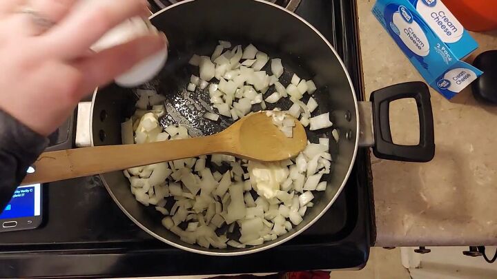 3 easy freezer friendly thanksgiving leftover recipes, Seasoning the onion