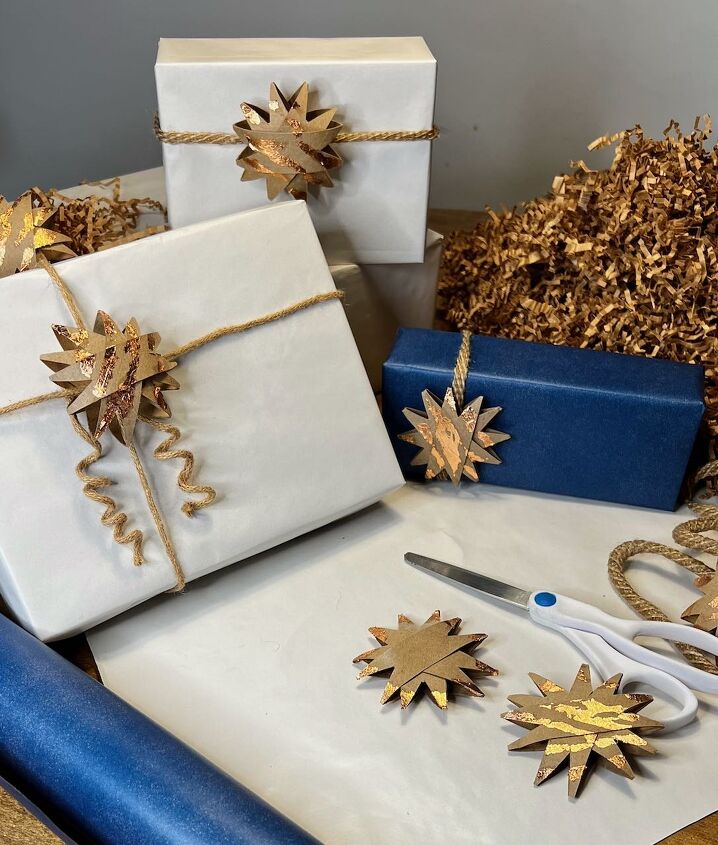 using kraft paper for inexpensive gift wrap