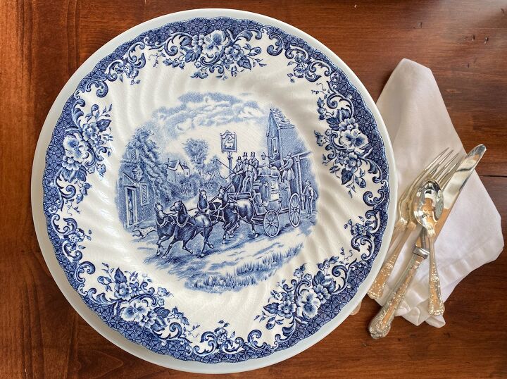 christmas lists holiday organizing made simple, Inventory of blue and white plates for the holidays