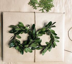 how to use greenery for christmas diy projects, Christmas Boxwood Mini wreaths for Holiday Packages
