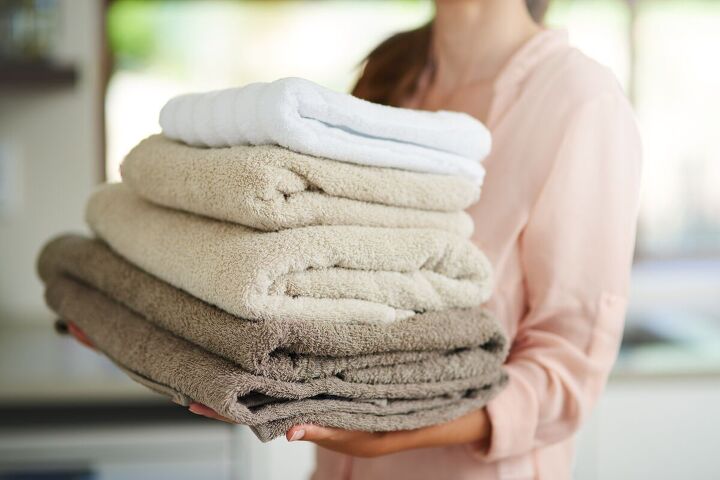 how to do a home reset in 8 simple steps, Putting away clean laundry