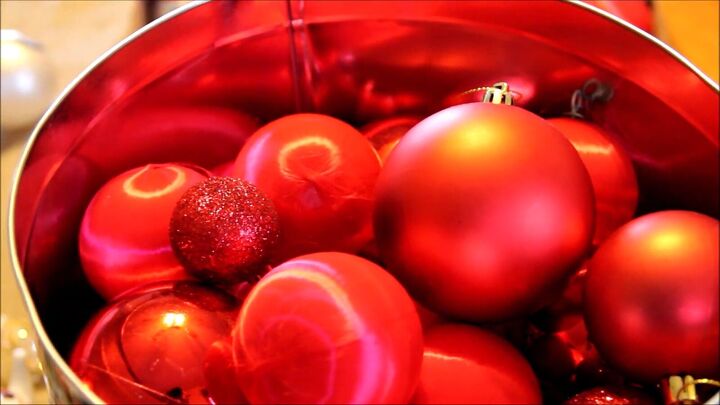 a marie kondo christmas decluttering decor using the konmari method, Generic red Christmas ornaments