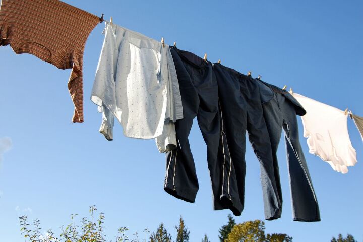 frugal living in the 1940s 19 money saving tips, Hanging clothes on a clothesline