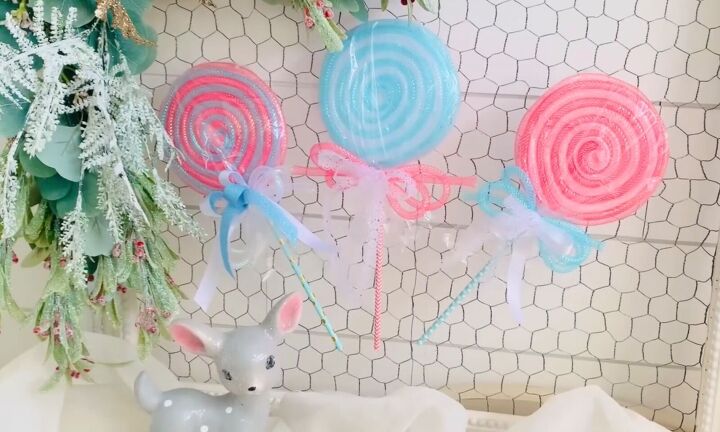 8 candy themed diy dollar tree christmas crafts, DIY lollipop ornaments