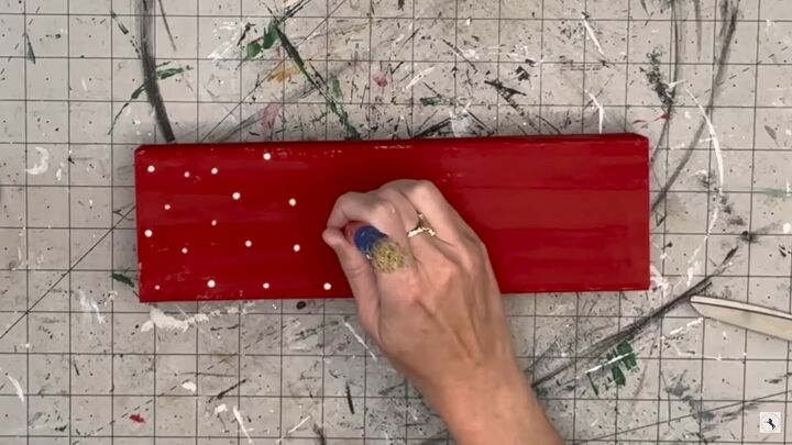 4 easy diy christmas wood crafts you can make with 2x4s, Daubing polka dots on the red 2x4