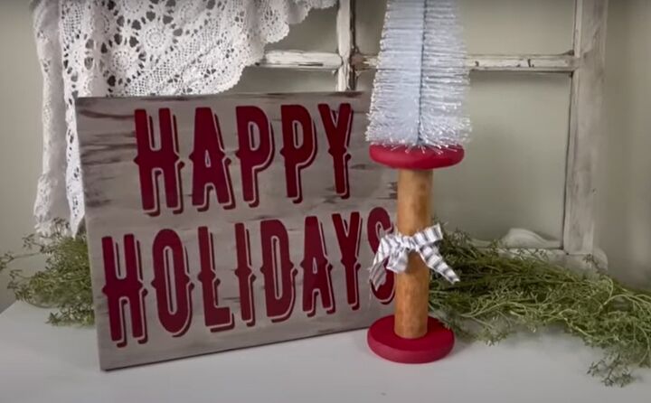 4 upcycled christmas decorations that are easy to make, DIY Christmas tree stand