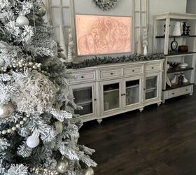 7 ways you can decorate your home for Christmas without spending much