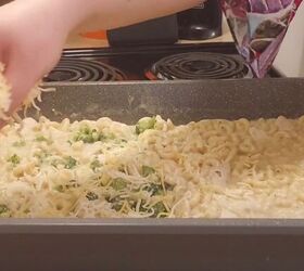 2 easy comforting cheap casseroles for large families, Sprinkling the rest of the cheese on top