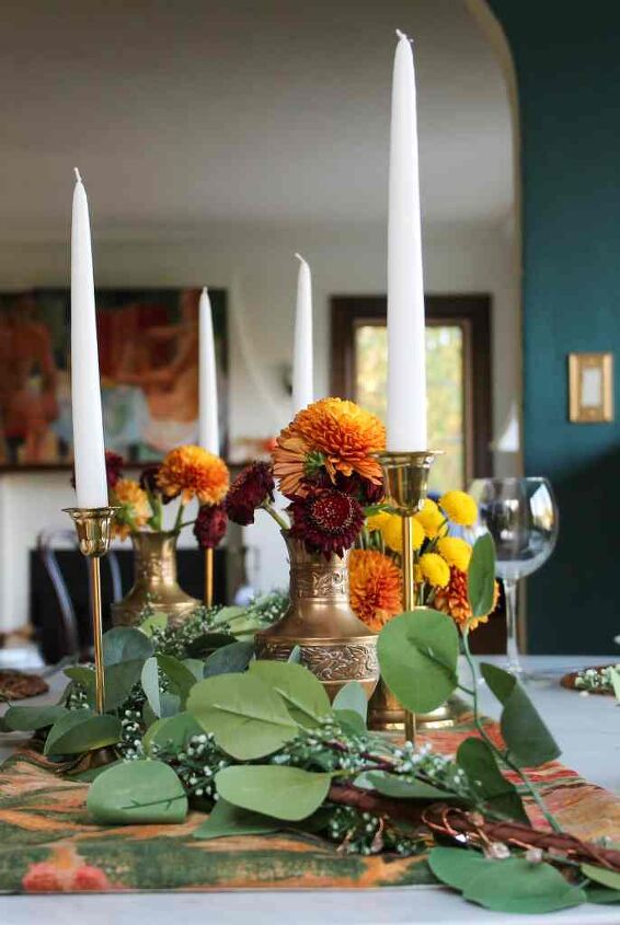 how to use a garland for everyday holidays, How to use Faux garland centerpiece on dining table How to use garland everyday and holidays
