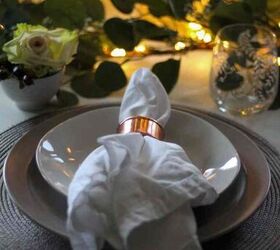 how to use a garland for everyday holidays, Place setting for holidays with fairy lights How to use garland everyday and holidays